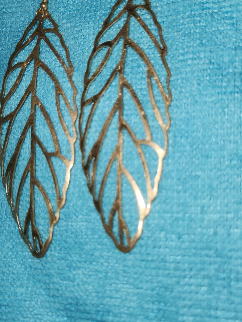 Delicate Cutout Leaf Dangle Earrings — Metallic Bronze